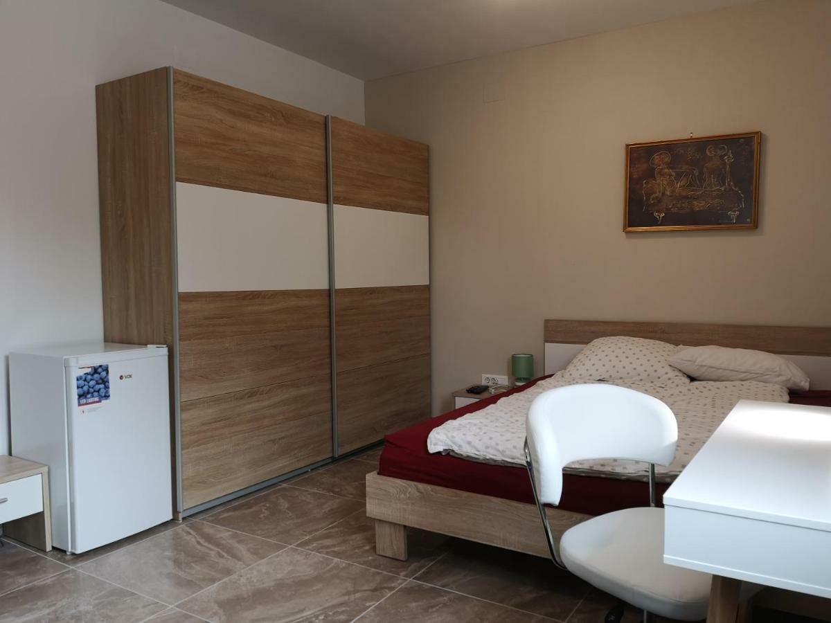Homestay Free Park&Bikes Liubliana Exterior foto